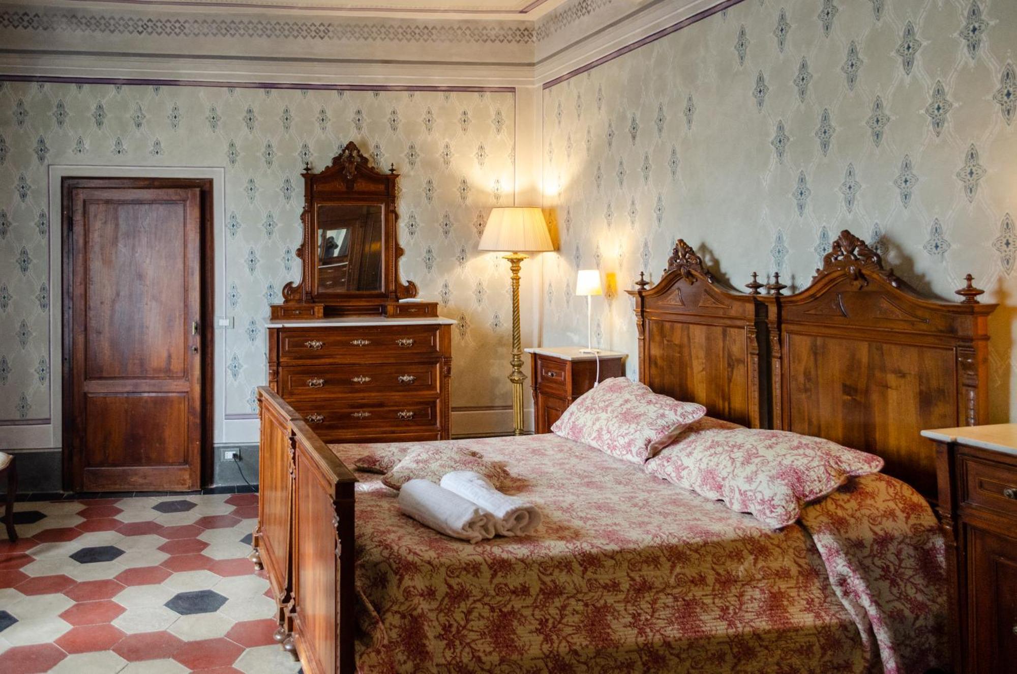 Antica Dimora Leones Bed & Breakfast Palaia Bagian luar foto