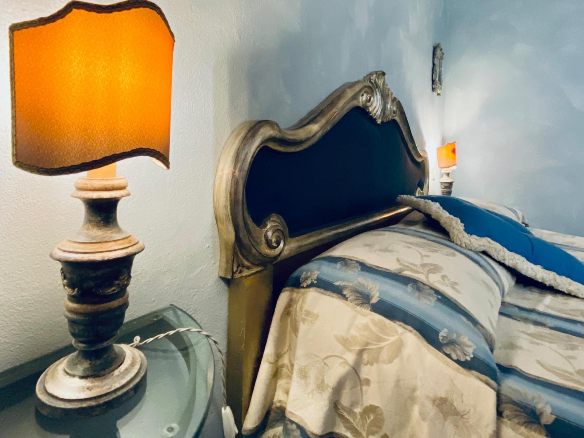 Antica Dimora Leones Bed & Breakfast Palaia Bagian luar foto