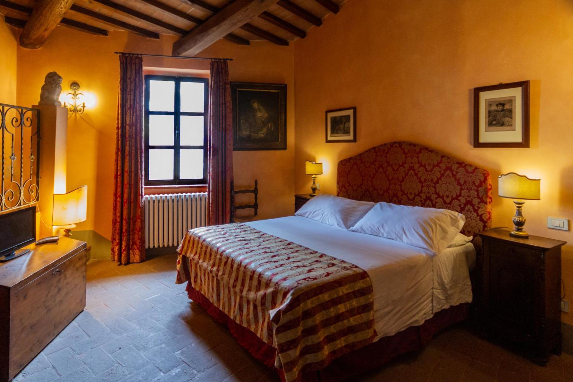 Antica Dimora Leones Bed & Breakfast Palaia Bagian luar foto